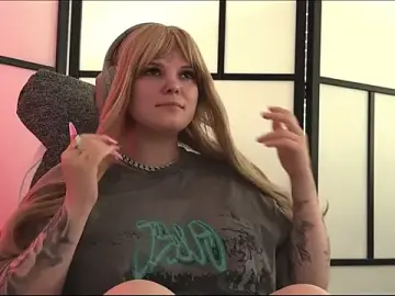 Stripchat Live Porn of LikaBerry1