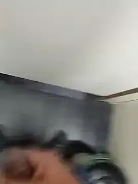 Stripchat Sex Cam of boyfromMum_bai