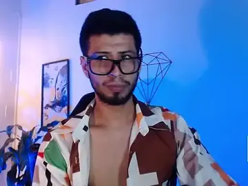Stripchat Live Porn of Colby_brown03