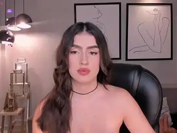 Stripchat Sex Cam of PaulinaSantos_