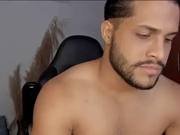 Stripchat Live Sex Cam of Pier_Simons