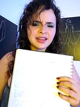 Stripchat Free Porn Cam of SeleneLuminari8