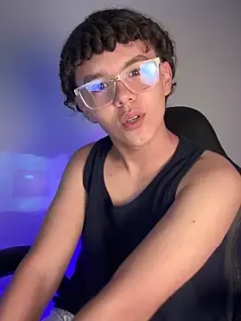 Stripchat Sex Chat of Zayn_Ross