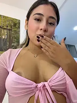 Stripchat Free Live Porn of MelodyRey__