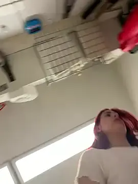 Stripchat Live Sex Cam of sexymelli18