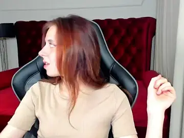 Stripchat Free Live Porn of FreyaVeys