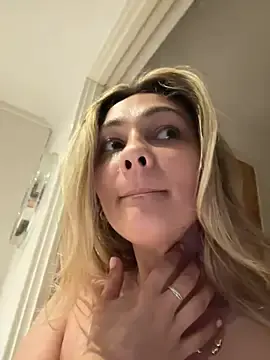 Stripchat Best live sex cam show of skyemorgan01