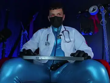 Stripchat Live Sex Cam of Master_Connor_BDSM