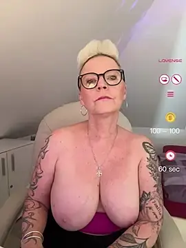 Stripchat Adult Webcam of German_Milf
