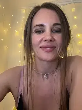 Stripchat Free Live Porn of LucieMack