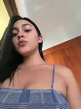 Stripchat Free Porn Cam of JulesBenett