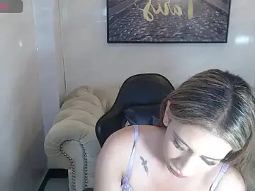 Stripchat Best live sex cam show of Evy_Luxx_v