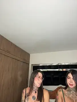 Stripchat Free Porn Cam of sweet_karinpaz777