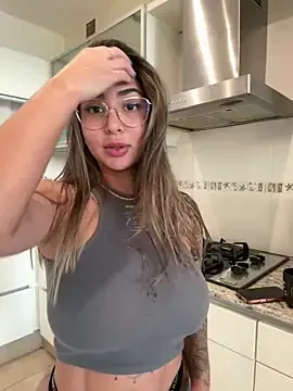 Stripchat Adult Webcam of maferalvarexxx