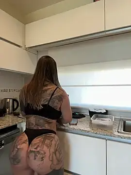 Stripchat Free Porn Cam of maferalvarexxx