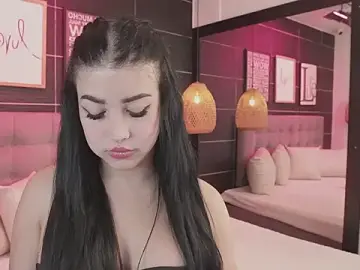 Stripchat Adult Webcam of BellaLatinaTS