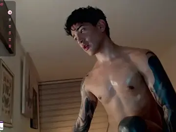 Stripchat Sex Cam of ivaaaan_