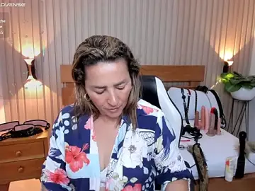 Stripchat Watch Live Sex Cams of luciana_ballesteros_