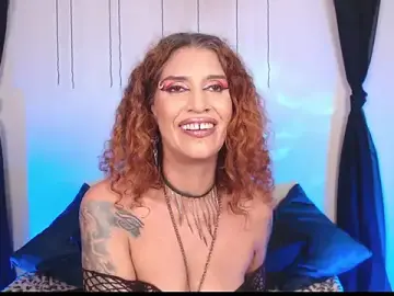 Stripchat Free Porn Cam of Agatha_Tenebris