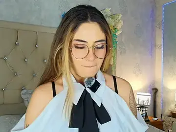 Stripchat Live Sex of nini_love01