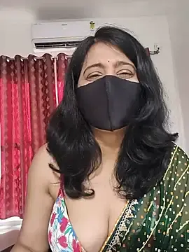 Stripchat Adult Webcam of Cute-Maanvi
