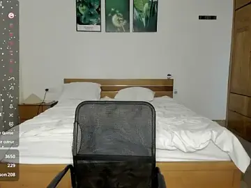 Stripchat Watch Live Sex Cams of ThreeshaWhite