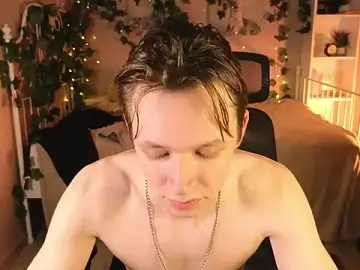 Stripchat Free Porn Cam of Meverik_Oushen