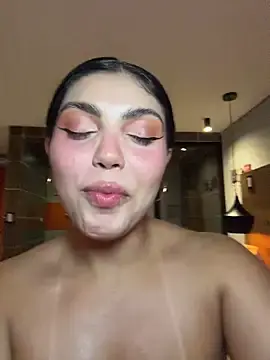 Stripchat Best Webcam of zui_lu