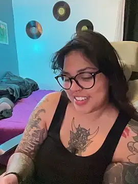 Stripchat Sex Chat of miacanela_xo