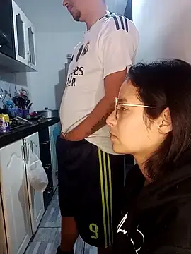 Stripchat Free Porn Cam of kingofqueenxxx