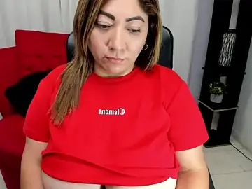 Stripchat Live Sex Cam of kendra_fire