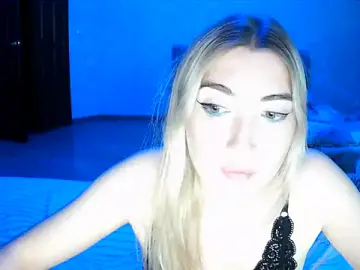 Stripchat Free Porn Cam of Mira_royy