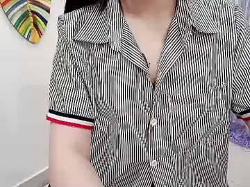 Stripchat Live Sex Cam of Ari-sweety