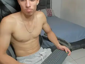 Stripchat Live Sex of enzo_sloran