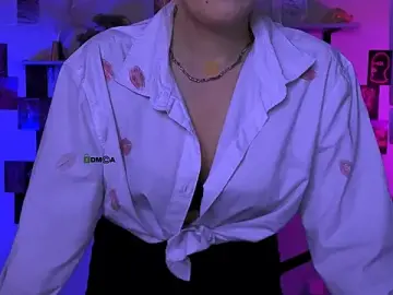 Stripchat Free Porn Cam of luna_berryy