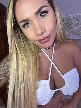 Stripchat Live Sex Cam of Celestemilan