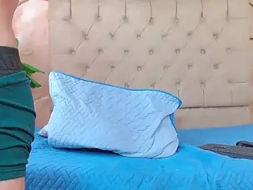 Stripchat Watch Live Sex Cams of Luke_Carter