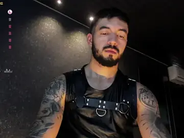 Stripchat Free Porn Cam of MarkWalker__