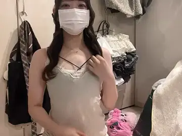 Stripchat Nude Webcam of y-u-r-a-33