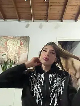 Stripchat Sex Cam of NICOLSKINNY1