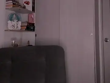 Stripchat Live Porn of danna_davis18