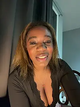 Stripchat Free Porn Cam of soupypie