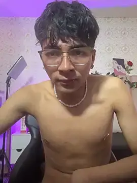 Stripchat Free Live Porn of osamu_tay