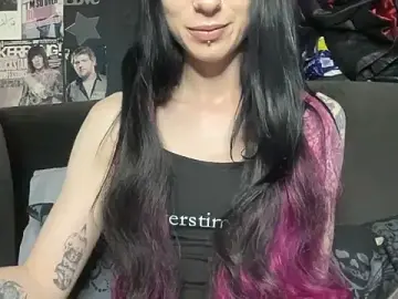 Stripchat Live Sex of MissMidnightUK