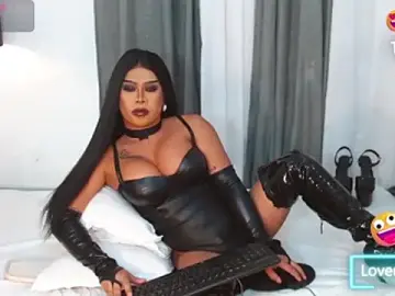 Stripchat Free Live Porn of HorseCockAlexats