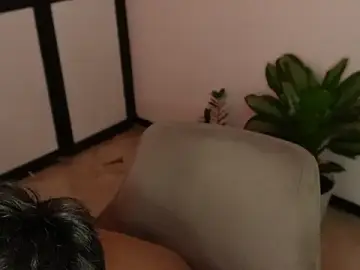 Stripchat Free Live Porn of sweettaaron01