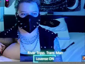 Stripchat Live Sex Cam of RiverTripp