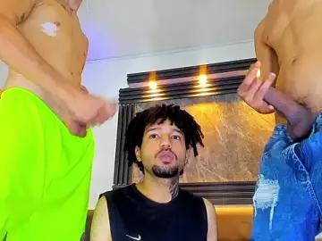Stripchat Best live sex cam show of Angelo_Blessed