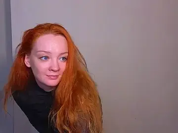 Stripchat Sex Cam of Radiants_two