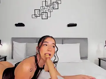 Stripchat Watch Live Sex Cams of Hannaos